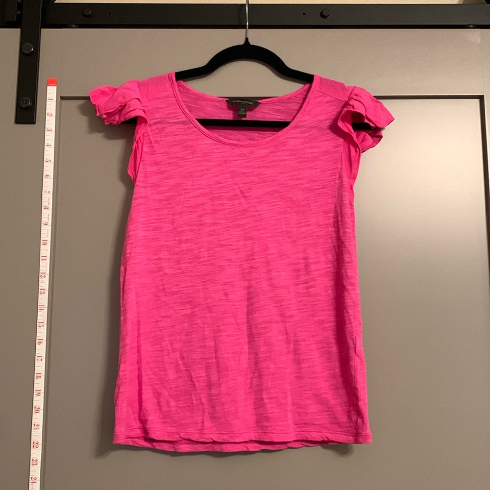 Banana Republic Pink Ruffle Sleeve Women’s Blouse 100% Cotton Size XS EUC